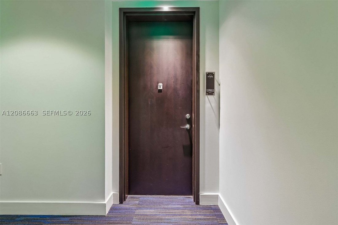 Condominio a Miami, Florida, Stati Uniti 2 - 18866414