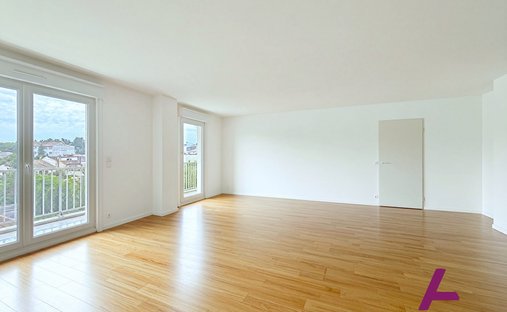Apartment in Centre-Ermitage, Le Bouscat, France 1