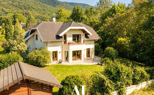 Haus in Divonne-les-Bains, Auvergne-Rhone-Alpen, Frankreich 1