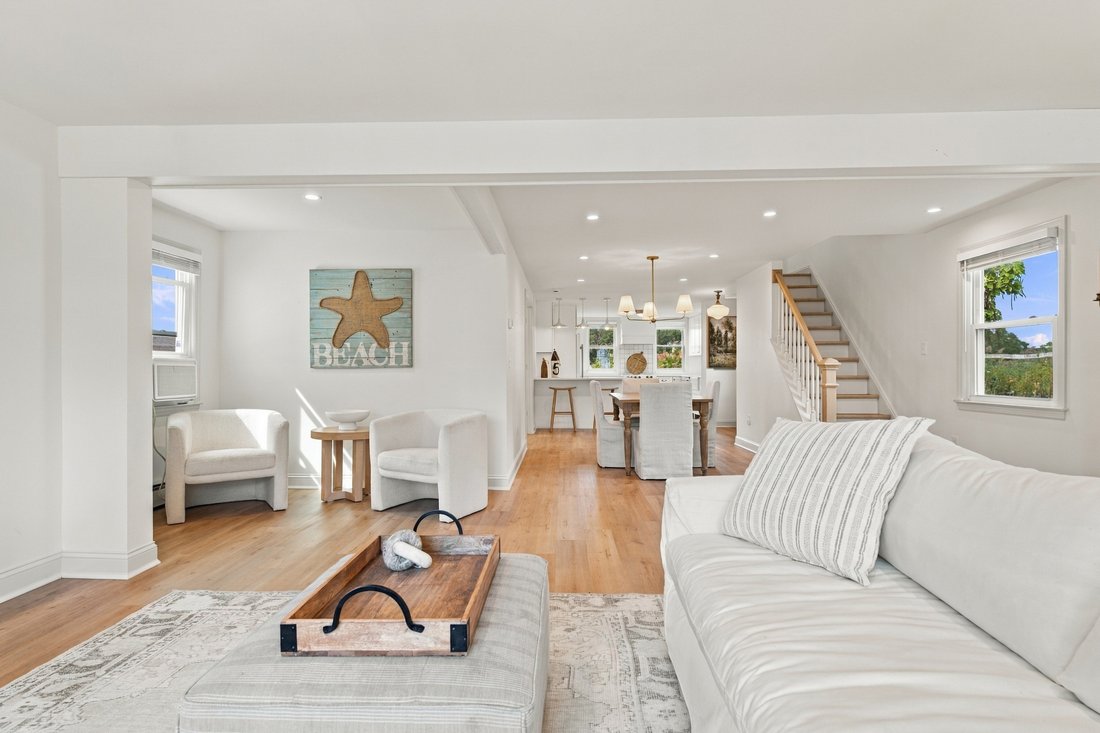 House in Clinton, Connecticut, United States 1 - 18863650