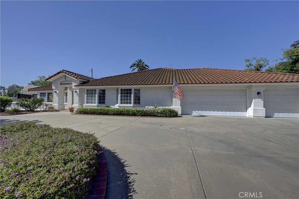 Casa en Yorba Linda, California, Estados Unidos 2 - 18276636