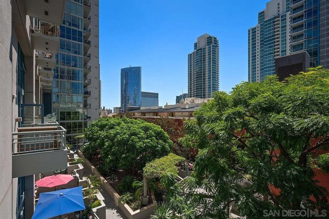 Condo in San Diego, California, United States 5 - 18866620