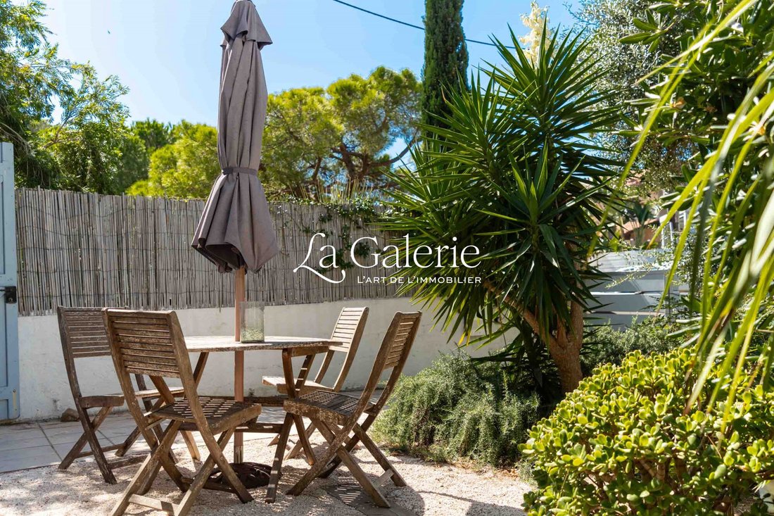 Villa in Hyeres, Provence-Alpes-Côte d'Azur, France 5 - 18868416