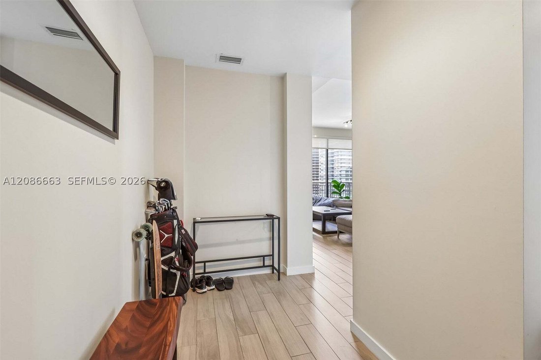 Condominio a Miami, Florida, Stati Uniti 3 - 18866414