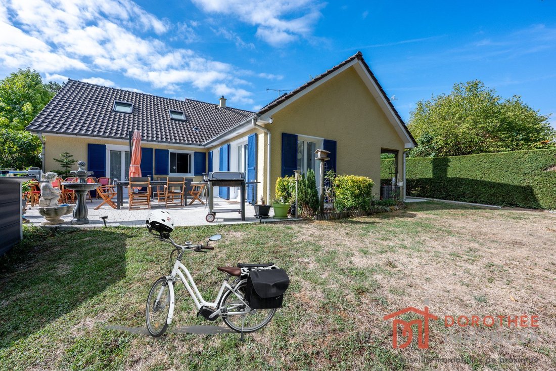 House in Les Sablons, Villecresnes, France 1 - 18868365