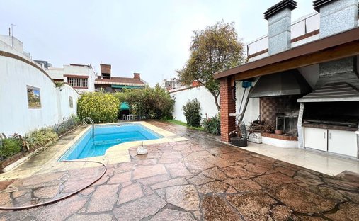 House in Buenos Aires, Buenos Aires, Argentina 1