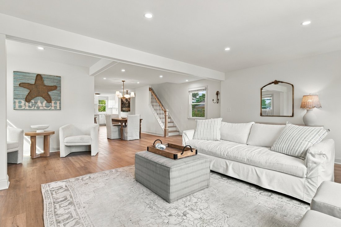 House in Clinton, Connecticut, United States 4 - 18863650