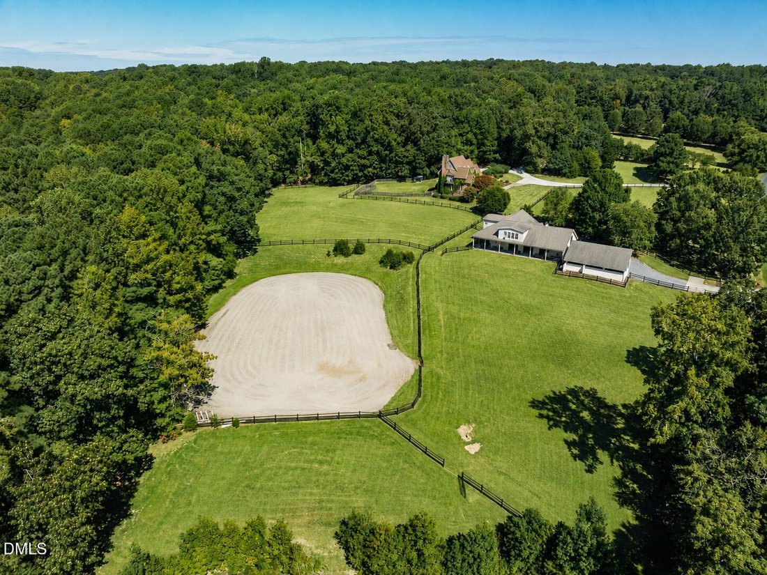 Farm Ranch in Chapel Hill, North Carolina, United States 4 - 17844913