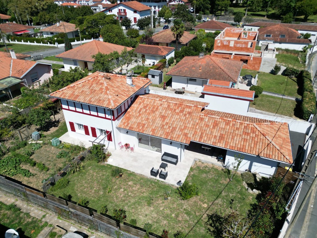 House in Saint-Pierre-d'Irube, Nouvelle-Aquitaine, France 2 - 18868443