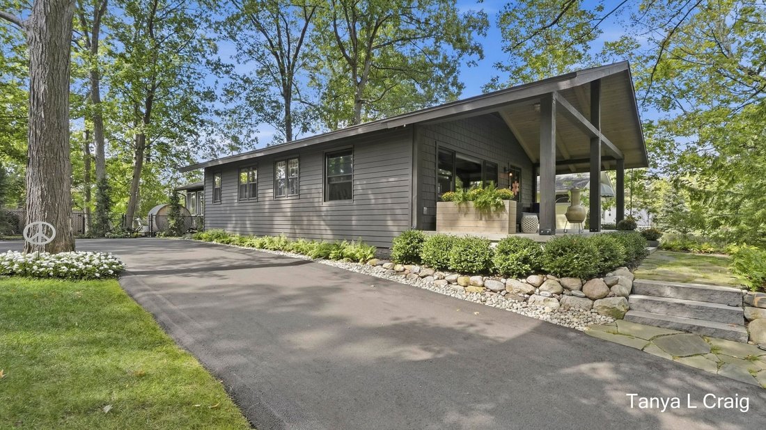 House in East Grand Rapids, Michigan, United States 2 - 18865331