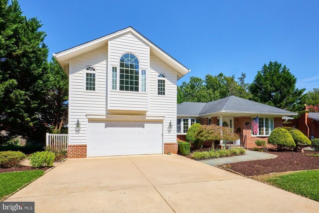 House in West Falls Church, Virginia, United States 2 - 18868592