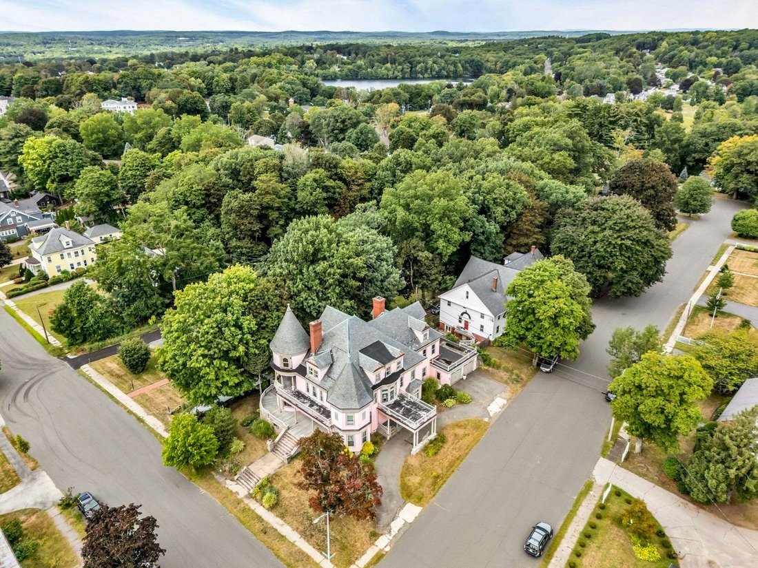 House in Haverhill, Massachusetts, United States 2 - 18847851