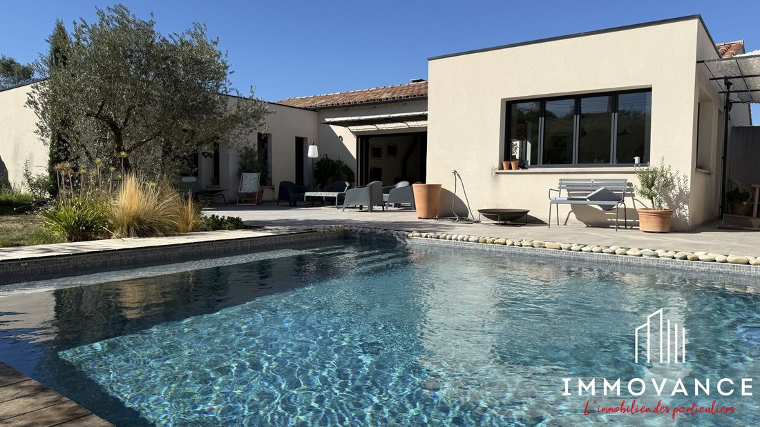Villa en Saint-Remy-de-Provence, Provenza-Alpes-Costa Azul, Francia 2 - 18868433