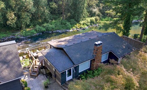 House in Washougal, Washington, United States 1