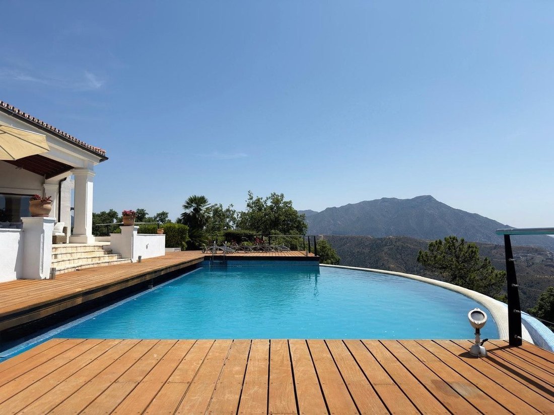 Villa in La Zagaleta, Benahavis, Andalusia 2 - 18868547