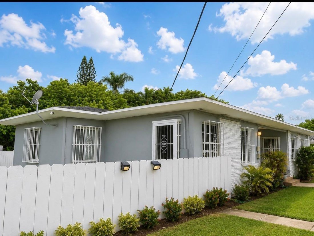 House in Miami, Florida, United States 2 - 18866260