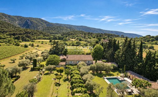 Villa in Oppède, Provence-Alpes-Côte d'Azur, France 1