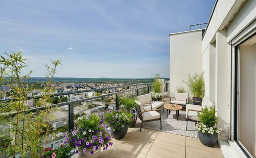 Apartment in Chatou, Ile-de-France, France 1