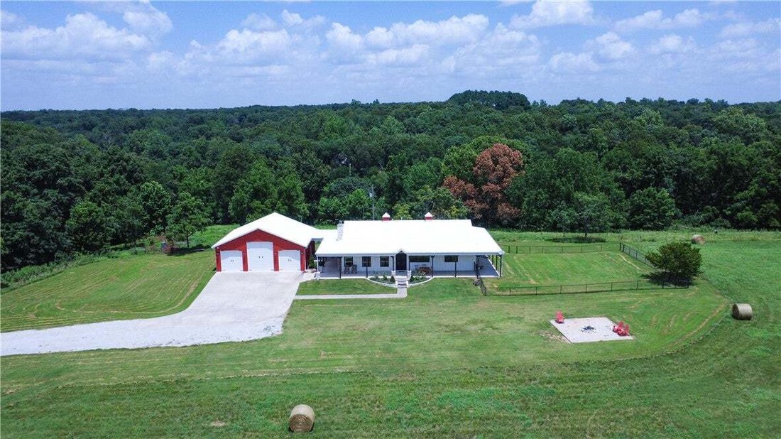 House in Maysville, Arkansas, United States 4 - 18865568