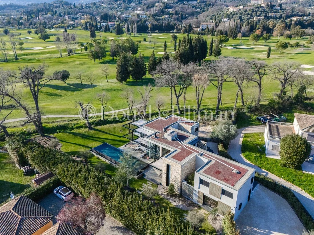 Villa in Opio, Provence-Alpes-Côte d'Azur, France 1 - 15790552