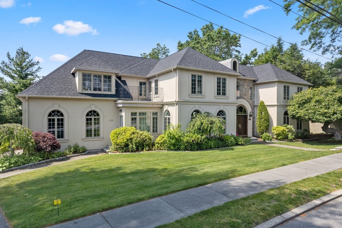 Casa a Newton, Massachusetts, Stati Uniti 1 - 18864710