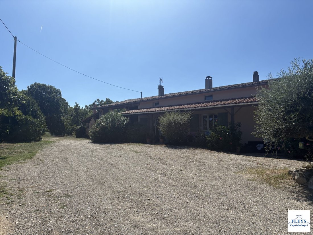 Rancho en Fronton, Occitania, Francia 1 - 18868510