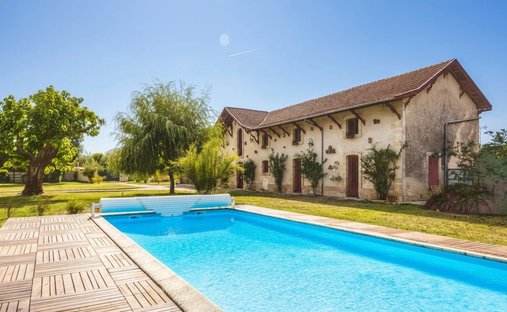 House in Grand Parc-Chartrons-Paul Doumer, Bordeaux, France 1