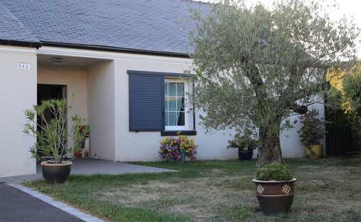 Maison à Vieux Village-Murs du Parc, Marolles-en-Brie, France 1