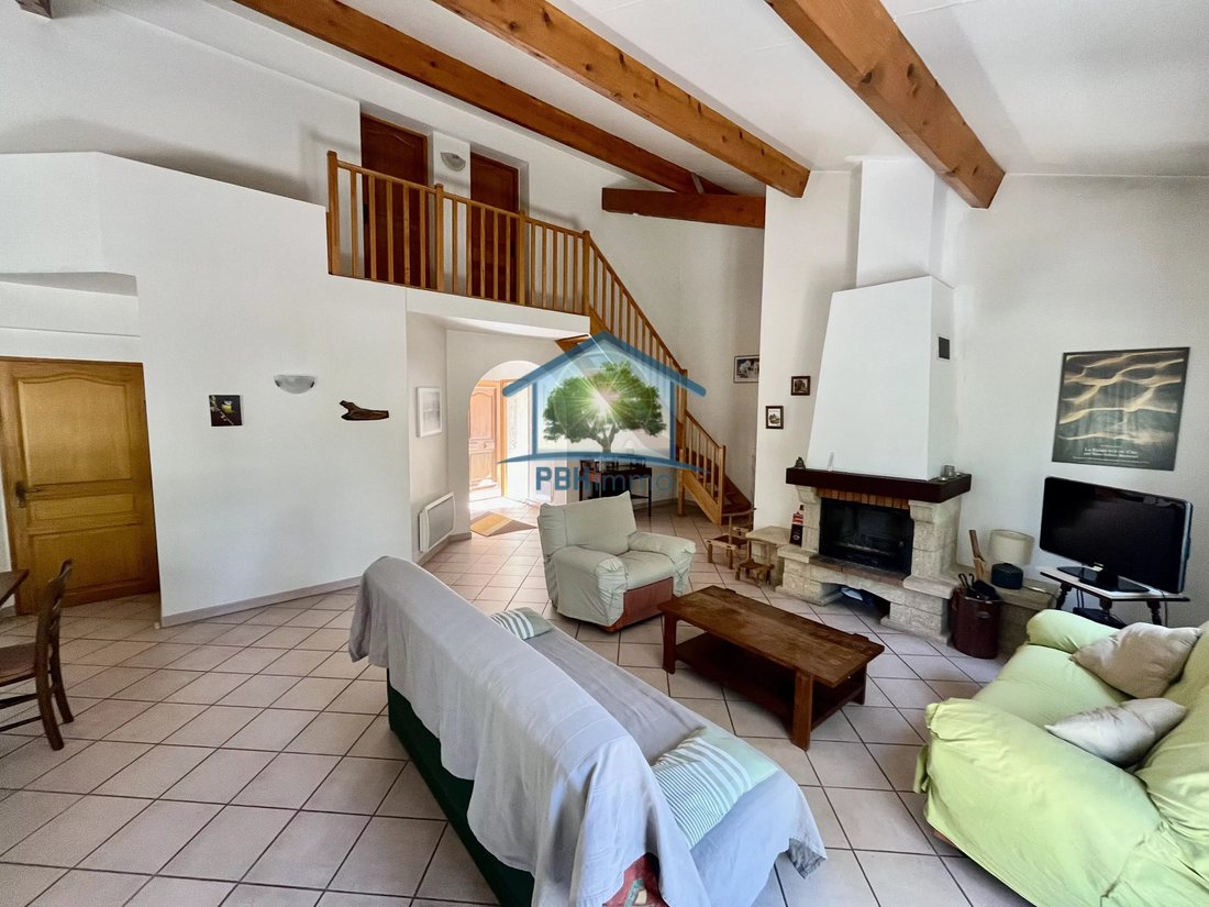 Estate in Hôpital, Nimes, France 4 - 18529609