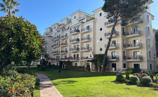 Apartment in Puerto Banus, Marbella, Spain 1