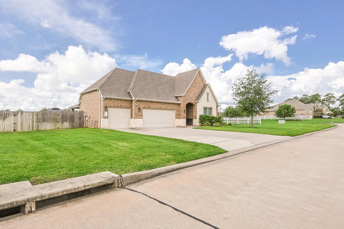 Casa a Conroe, Texas, Stati Uniti 1 - 18866842