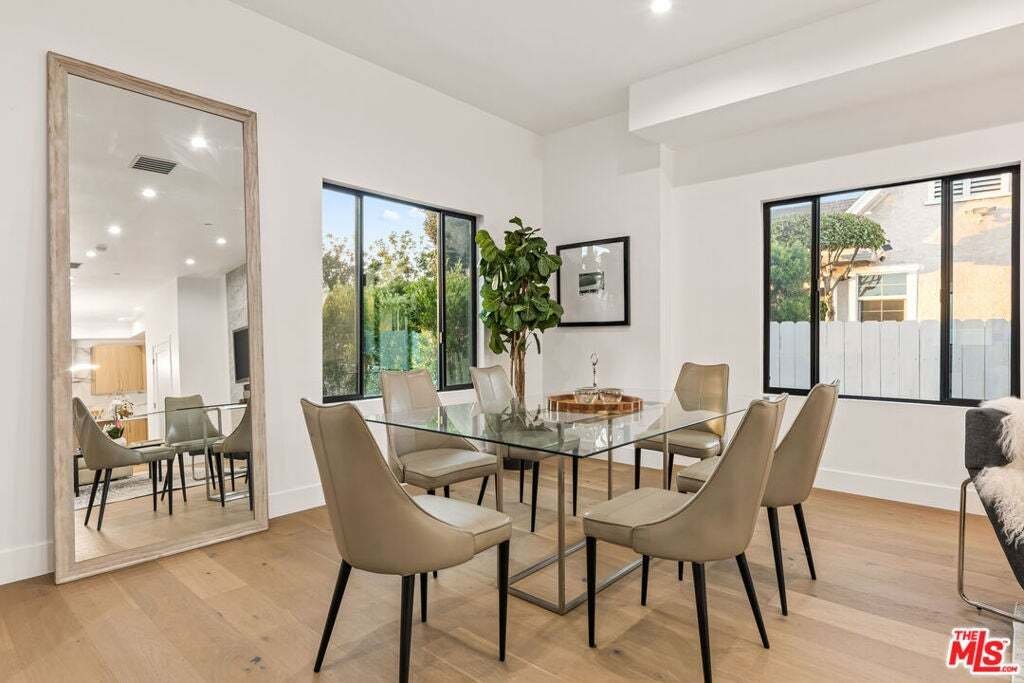 House in Los Angeles, California, United States 5 - 18866364