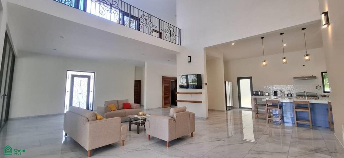 Townhouse in Fraccionamiento Residencial Campestre Buenos Aires, Colima, Mexico 4 - 18098348
