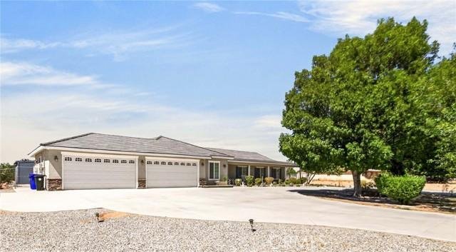 Apple Valley, California, United States 1 - 18863949