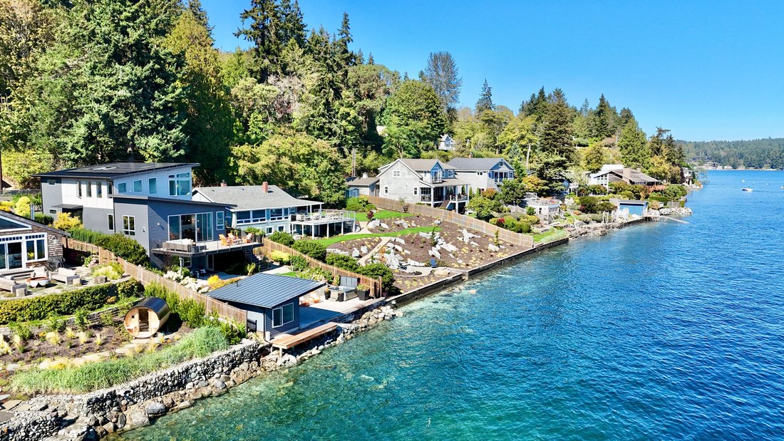 House in Bainbridge Island, Washington, United States 2 - 18369936