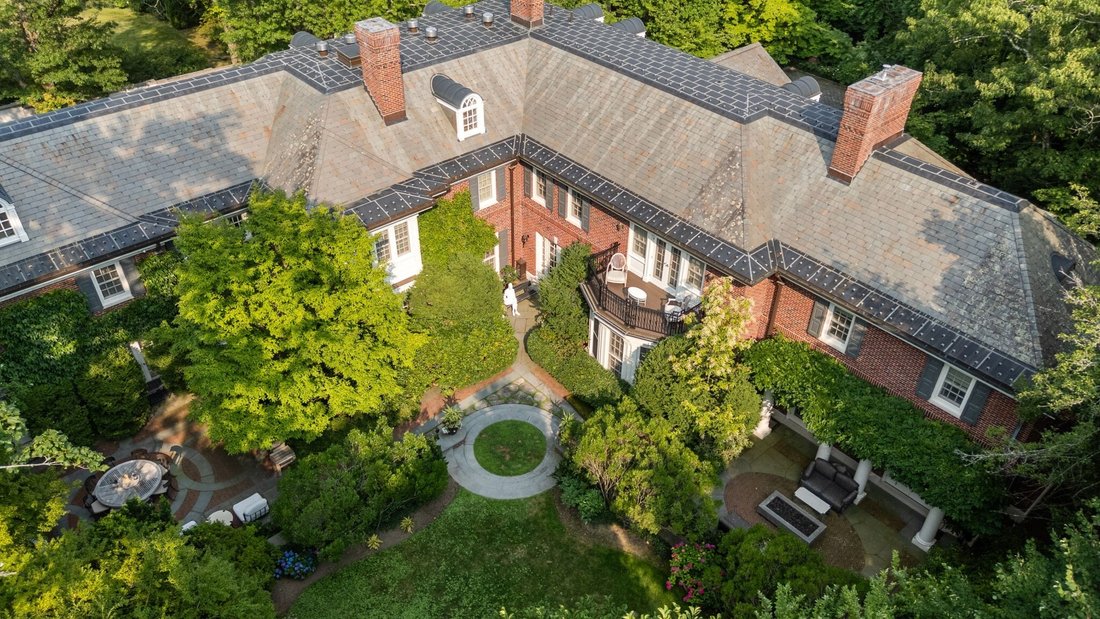 House in Brookline, Massachusetts, United States 5 - 18864702