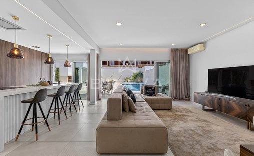 Villa in Montenegro, Algarve, Portugal 1