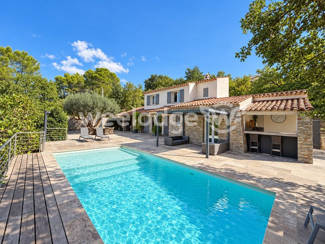 Villa à Tourrettes, Provence-Alpes-Côte d'Azur, France 1 - 18452563