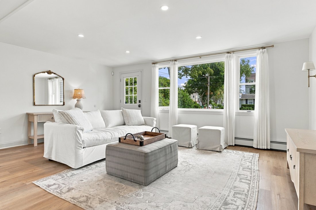 House in Clinton, Connecticut, United States 2 - 18863650