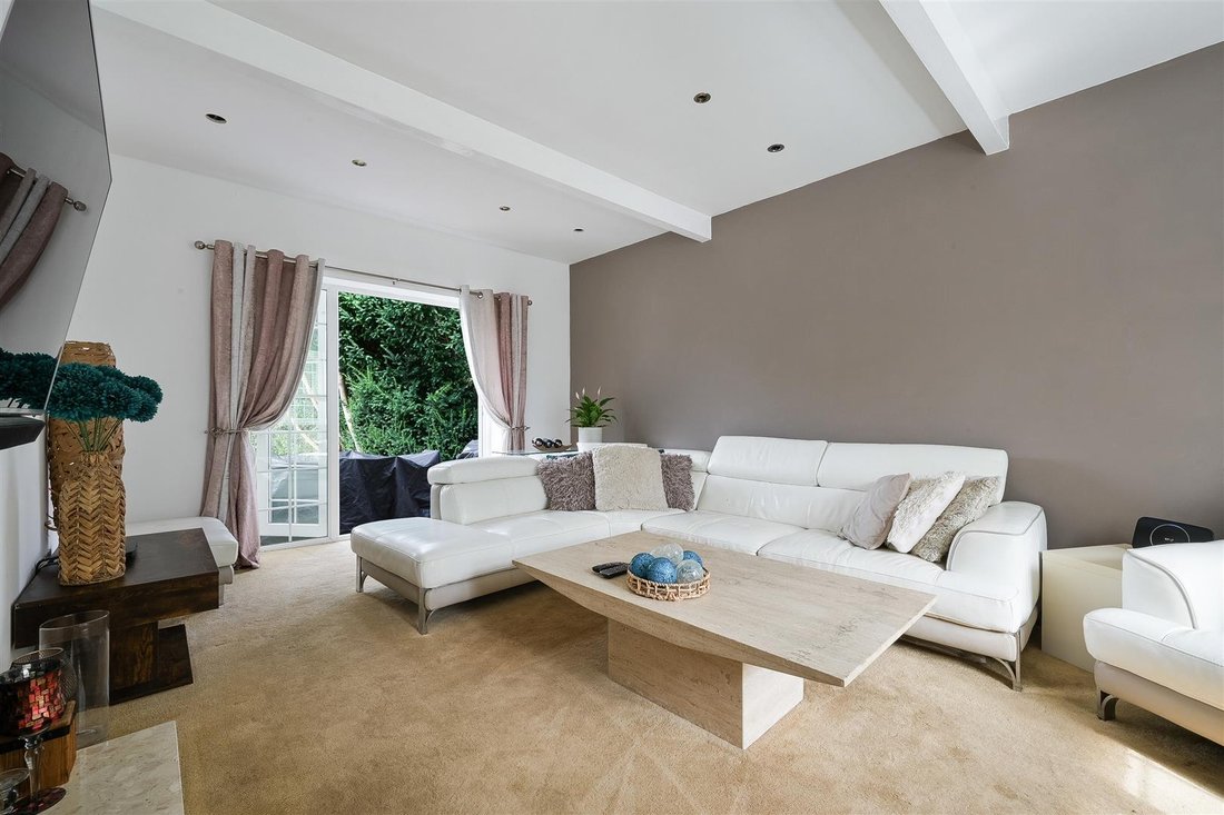 House in Nork, Reigate and Banstead, England 3 - 17069791