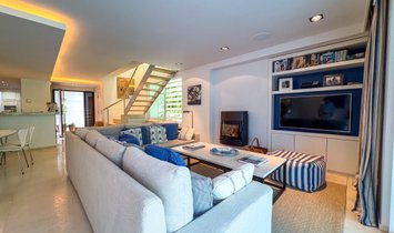 Townhouse en Nueva Andalucía, Marbella, España 2