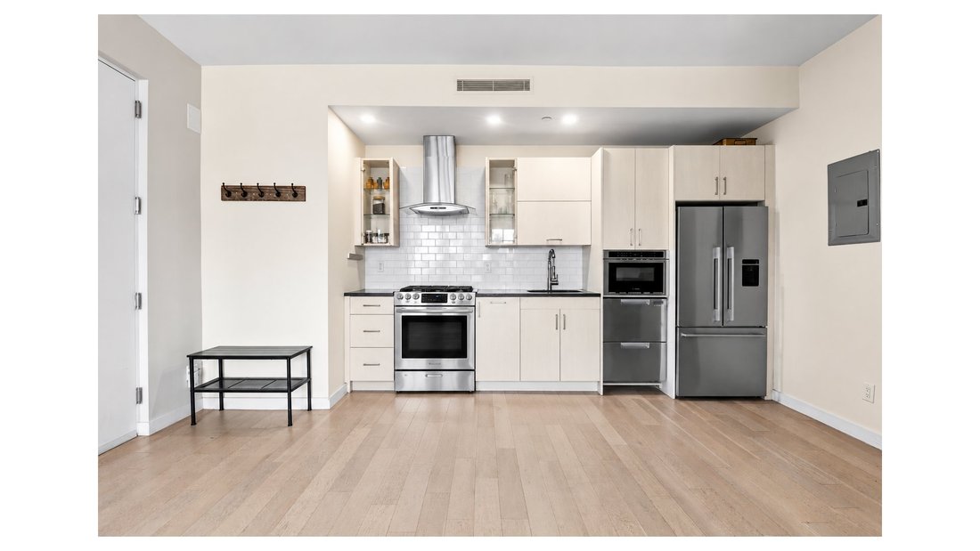 Condo in New York, New York, United States 4 - 17549801