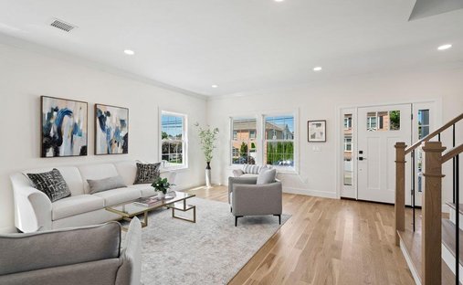 Haus in Mineola, New York, Vereinigte Staaten 1