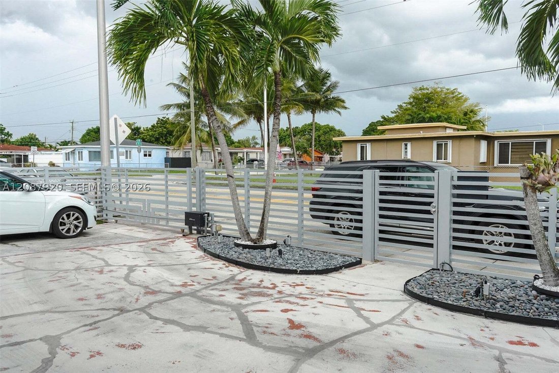 Haus in Hialeah, Florida, Vereinigte Staaten 5 - 18866429