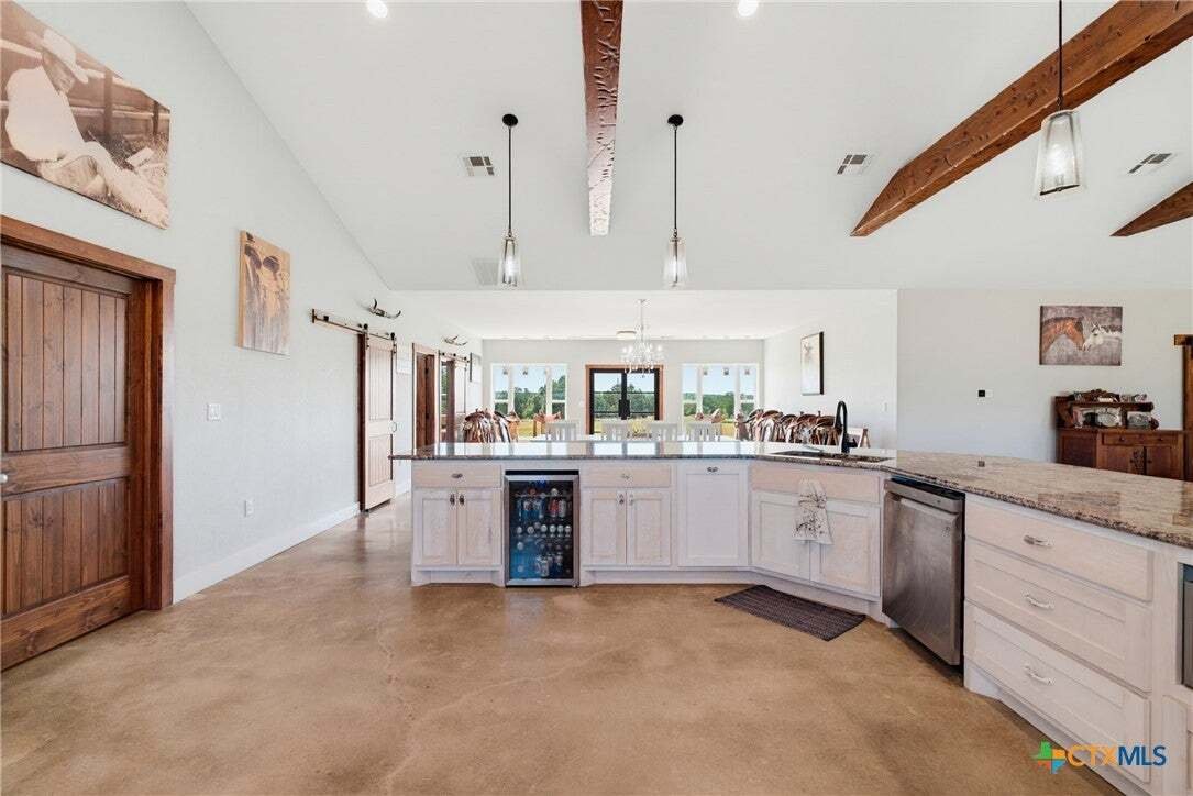House in Thrall, Texas, United States 4 - 18866325