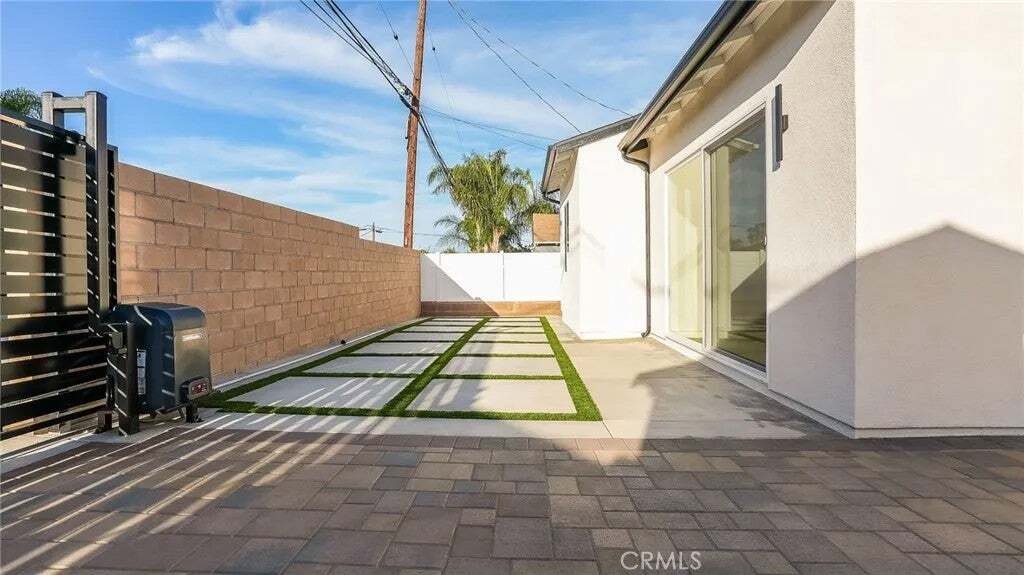 Autres à Costa Mesa, Californie, États-Unis 4 - 18866629