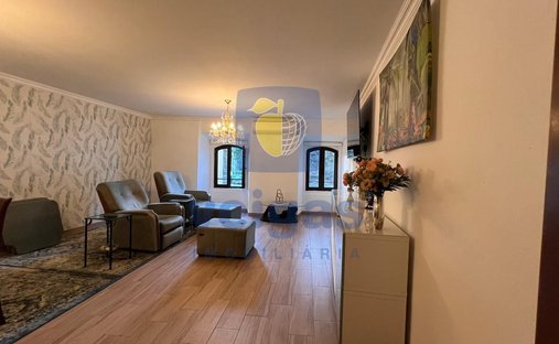 Villa in Povoa de Santa Iria e Forte da Casa, Lisbon, Portugal 1