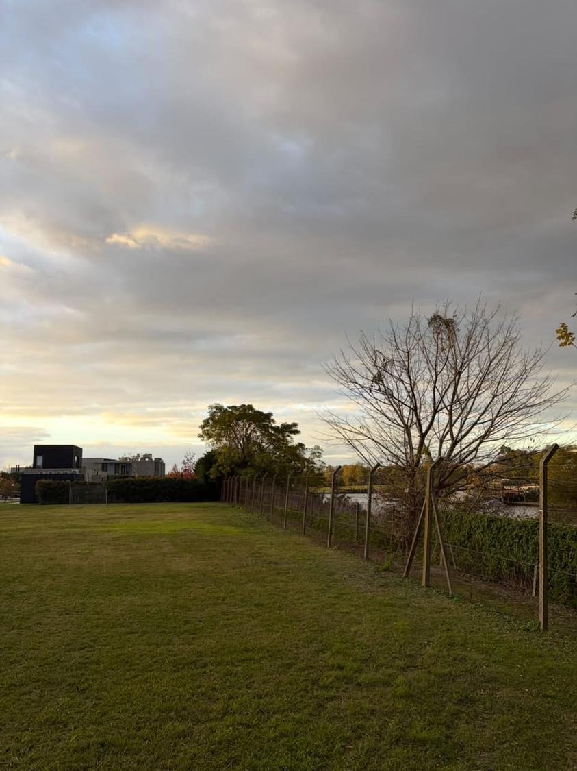 Land in Tigre, Buenos Aires Province, Argentina 5 - 18864687