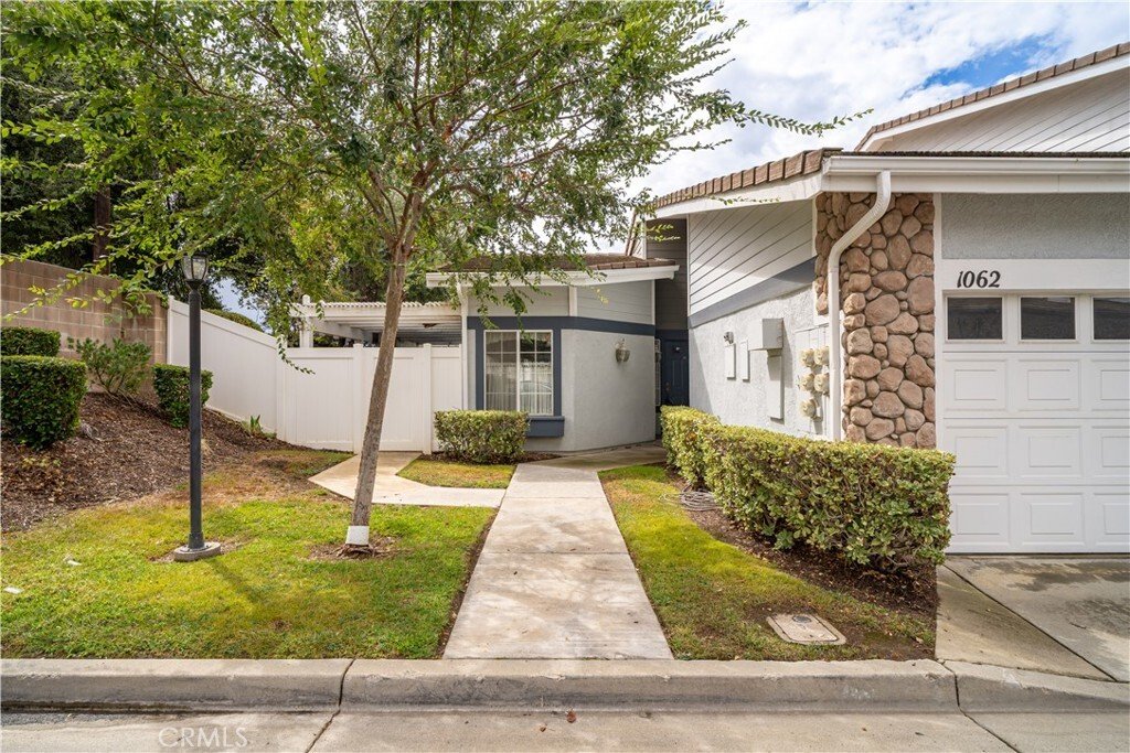 Condo in Glendora, California, United States 1 - 18848666