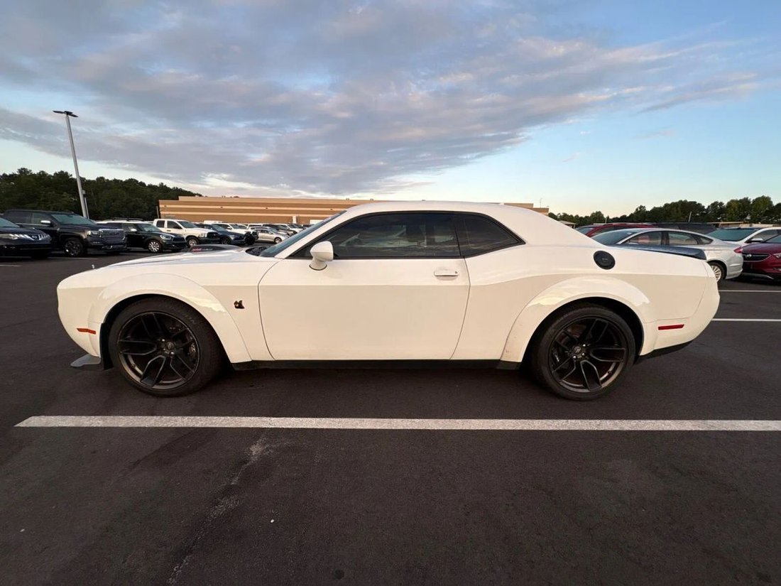 Coupe in Buford, GA, United States 2 - 18867892